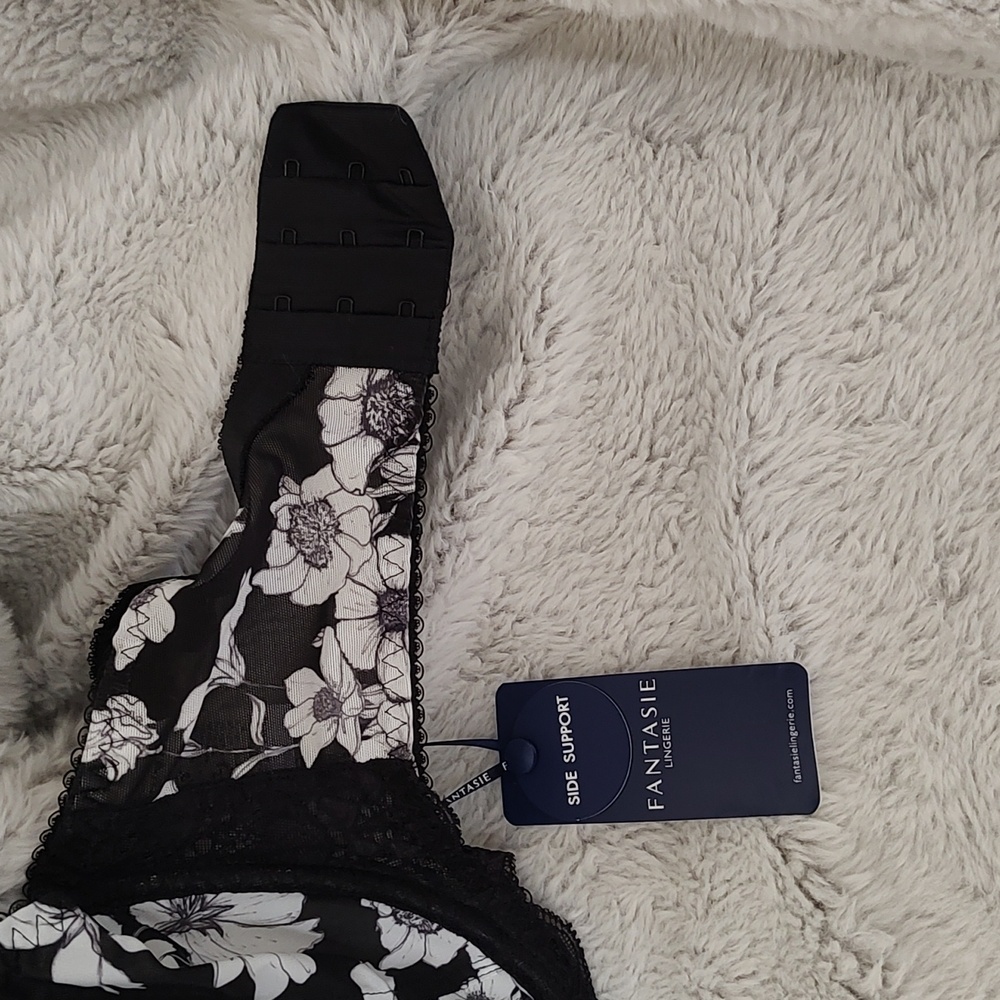 Bra - Picture 2 of 3